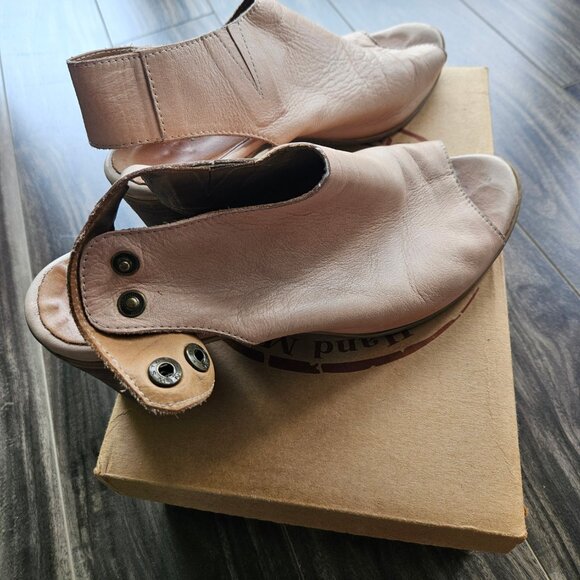 Bueno handmade shoe - Picture 3 of 6